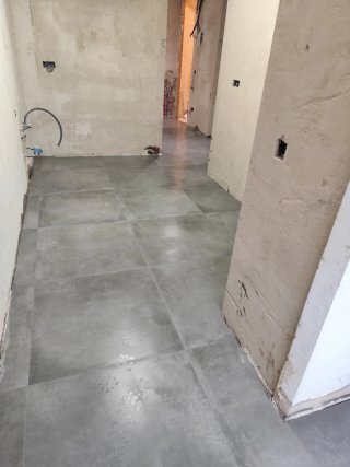 ALBAÑIL Y FONTANERO
