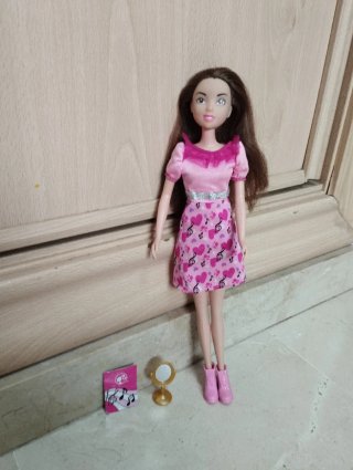 Barbie Cantante y Bailarina con Accesorios