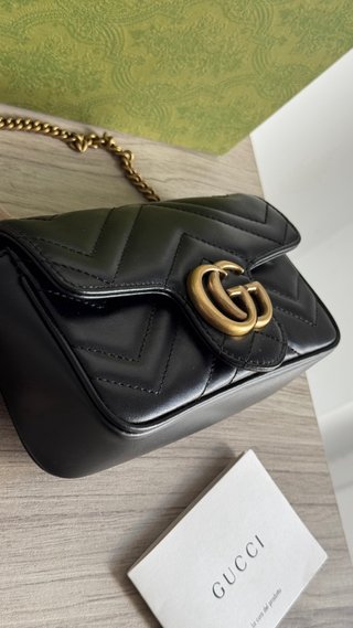 Bolso original Gucci Marmont Super Mini Matelassé