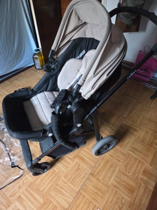 Carro de bebé y silla de coche