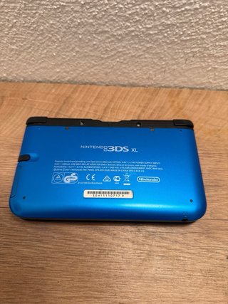 Nintendo 3DS XL Blu + Caricatore + SD 4GB