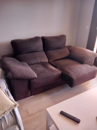 Sofá extensible marrón tela