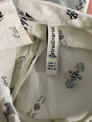 Blusa Stradivarius Estampada Talla S