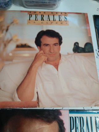 Lote 3 Vinilos José Luis Perales y 1 Elvis Presley