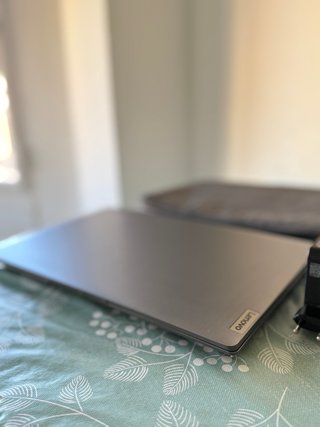 Lenovo IdeaPad 3 Ryzen 7 16GB 512GB