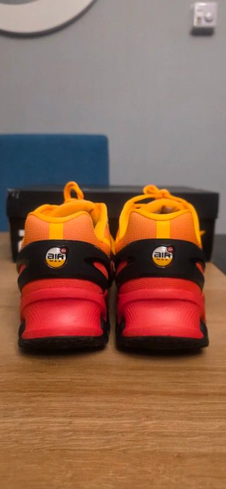 Nike Air Max Dn8 Talla 42 (26.5 cm)