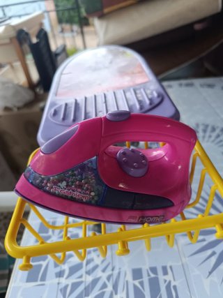 Set de planchado infantil con accesorios