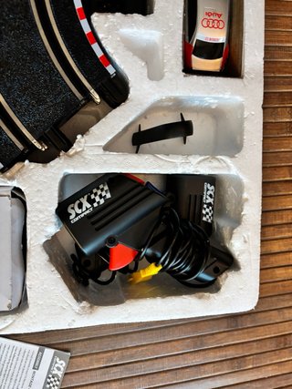 Scalextric Compact 1:43 Extreme Raiders