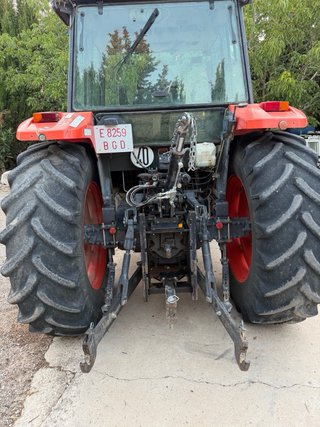 Tractor Kubota 108S