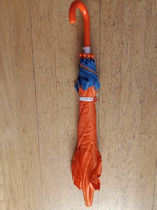 Paraguas infantil naranja. Diámetro 70 cm