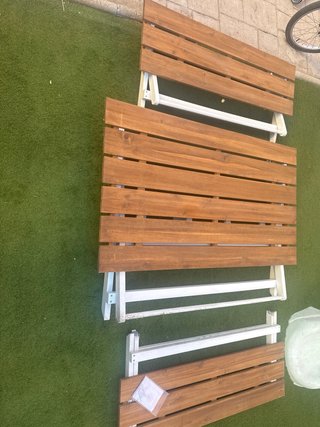 Set tavolo e panche pieghevoli da giardino