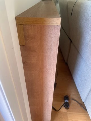 Consola detrás de sofá / Mesa estrecha con enchufe