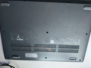 Portatile Lenovo V14IIL Nero