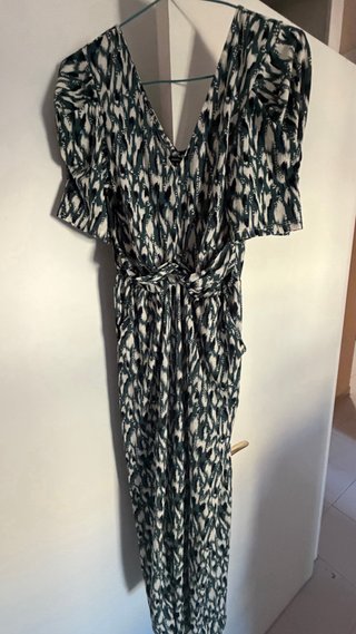 Mono verde estampado pierna ancha