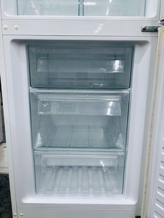 Nevera Ikea blanca 2 puertas