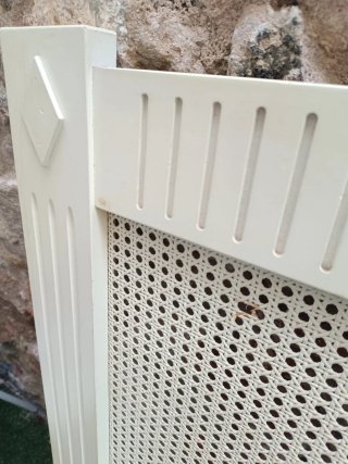 Cabezal de madera y ratán vintage