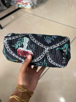 Estuche estampado floral