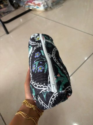 Estuche estampado floral