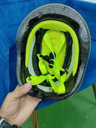 Casco BTWIN 44-49cm Talla 2XS