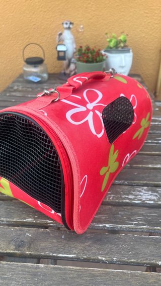 Transportín pequeño gato, cobaya, cachorro, conejo