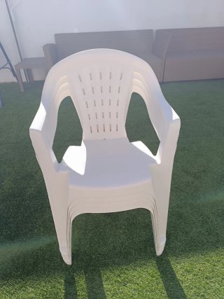 4 Sillas de terraza NUEVAS