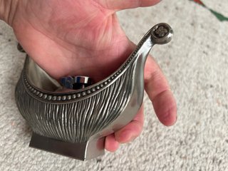 Encendedor de mesa estilo barco vikingo