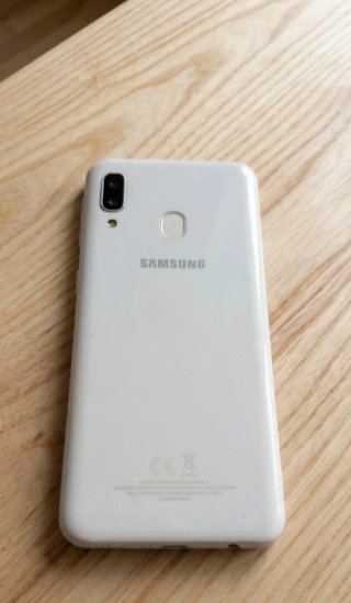 Samsung Galaxy A20e Bianco Leggermente rigato