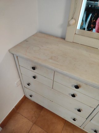 Cómoda de madera con espejo yp luces