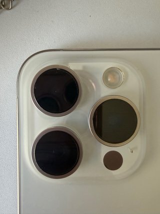 iPhone 15 Pro blanco