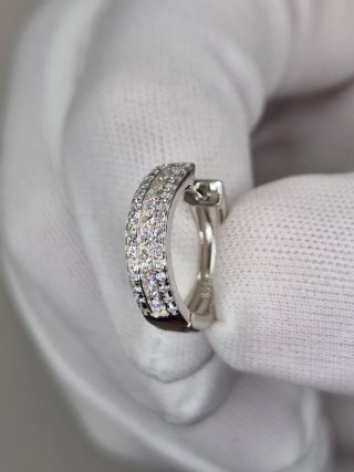 Anillo con Moissanitas Corte Brillante y Baguette