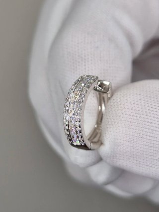 Anillo con Moissanitas Corte Brillante y Baguette