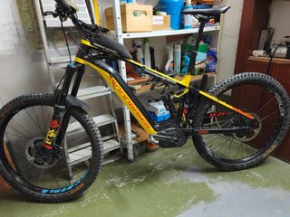 Mondraker Level R