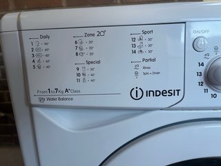 Lavadora Indesit IWC 71251