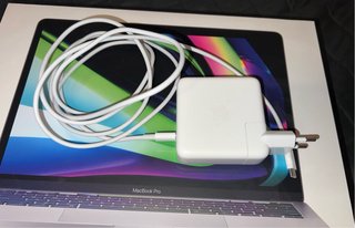 Apple MacBook Pro 13 M2 Argento