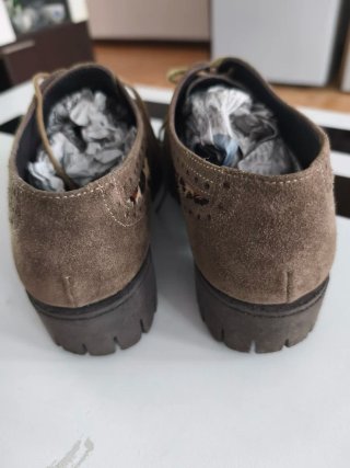 Zapatos Marrones con Estampado Animal