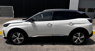 PEUGEOT 3008 Hybrid 225 eEAT8 Allure Pack
