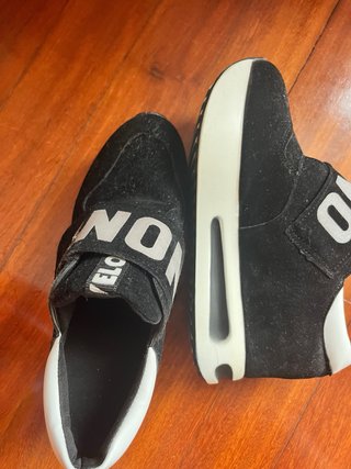 Scarpe con plateau nere