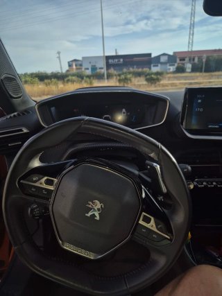 Peugeot 2008 del 2023
