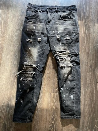 Pantalón Vaquero Negro Roto