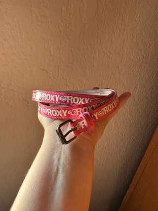 Cinturón Roxy Rosa con Logo