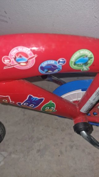 Bici infantil PjMask con Ruedines, Timbre y Bidón