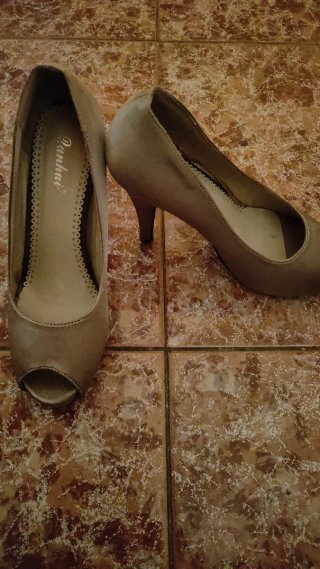 Tacones Dunhui Beige