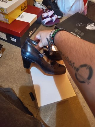 Zapatos Flamenco Piel Negros hechos a mano