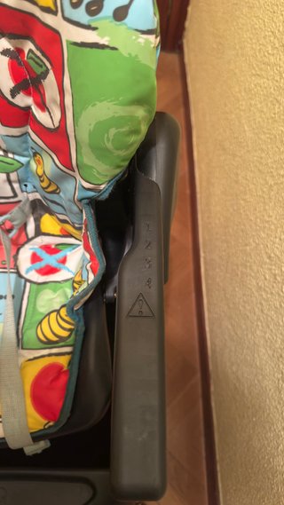 Trona reclinable Chicco con funda estampada