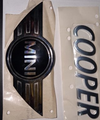 Emblema Original Mini Cooper, delantero y trasero.
