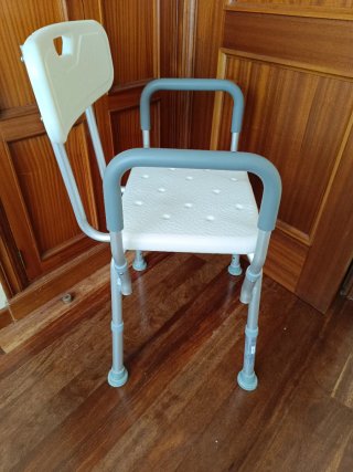 Silla de ducha con asiento y respaldo