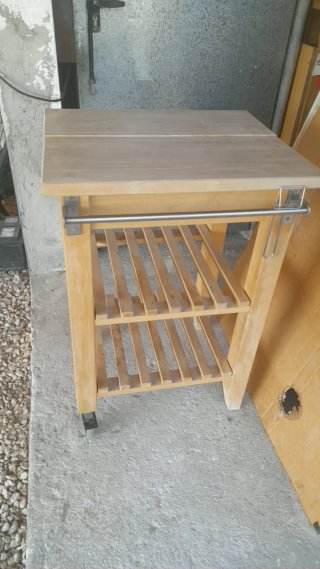 Carrito Madera con Ruedas solo recojer en finestra