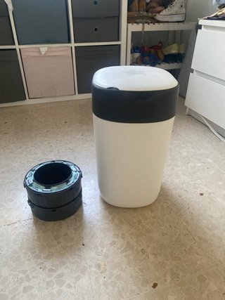 Papelera para pañales Tommee Tippee