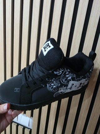 Zapatillas DC Shoes Negras y Plateadas
