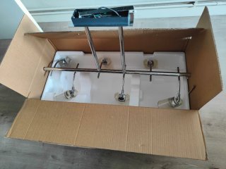 Lámpara de comedor moderna metal y cristal